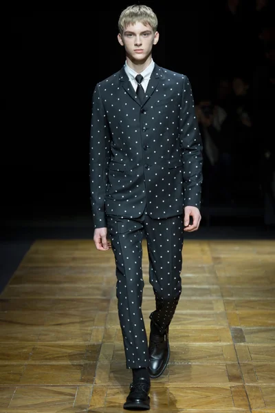 Look 6